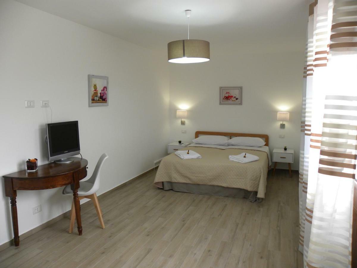 Ibiscus Bed & Breakfast Castellammare del Golfo Exterior photo